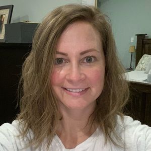 Meet your Posher, Leslie